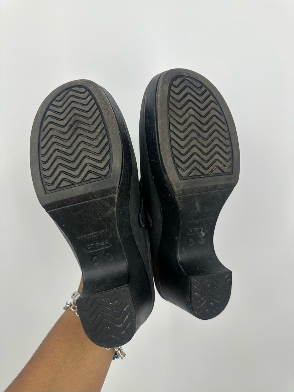Crocs Black Sarah Clog Mule Size Women's 7 Platforms Chunky Grunge - Picture 7 of 10